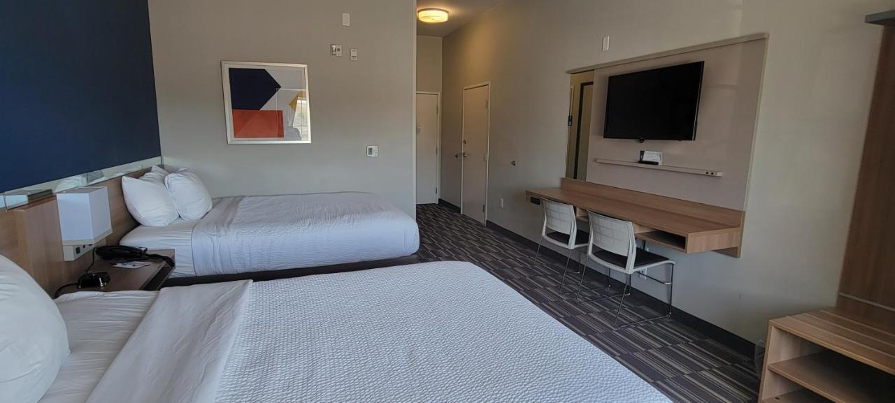Microtel Inn & Suites By Wyndham Fountain Fort Carson エクステリア 写真