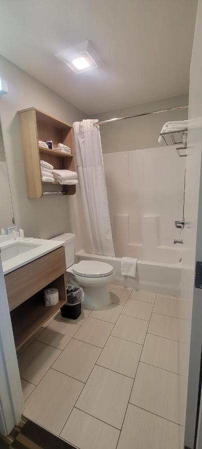 Microtel Inn & Suites By Wyndham Fountain Fort Carson エクステリア 写真