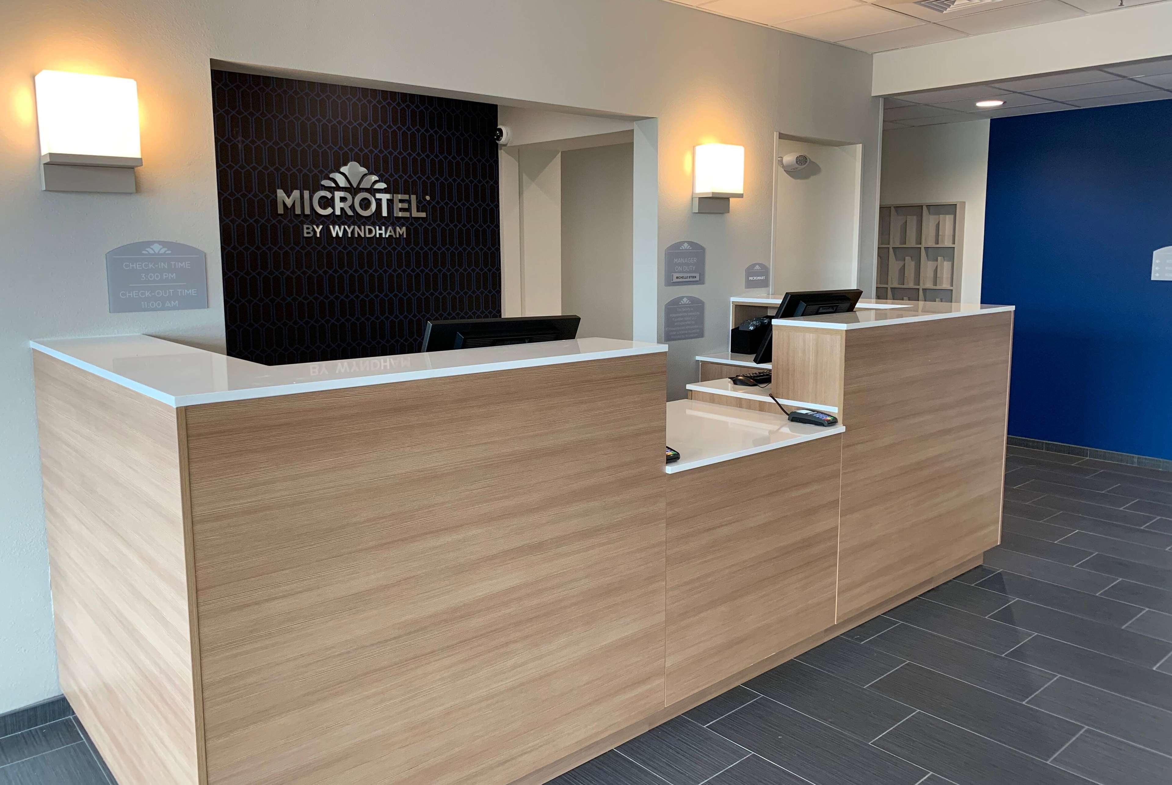 Microtel Inn & Suites By Wyndham Fountain Fort Carson エクステリア 写真
